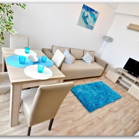 Summerland Luxury Studios By The Sea Mamaia Oda fotoğraf