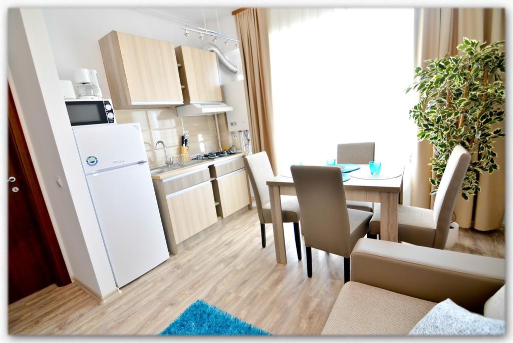 Summerland Luxury Studios By The Sea Mamaia Oda fotoğraf